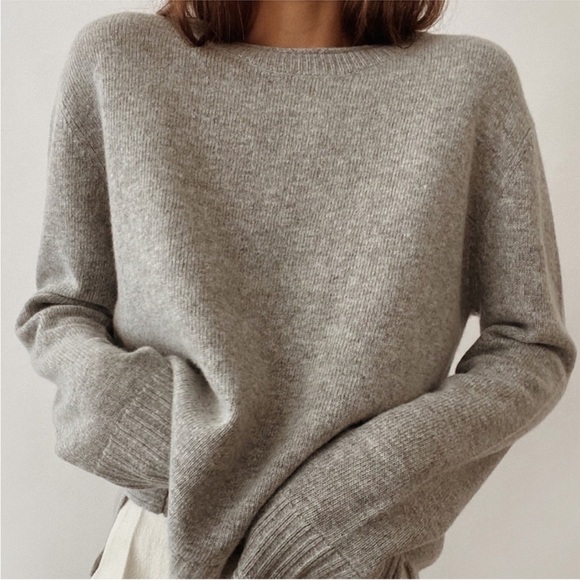 Jenni Kayne Everyday Sweater - Picture 2 of 10